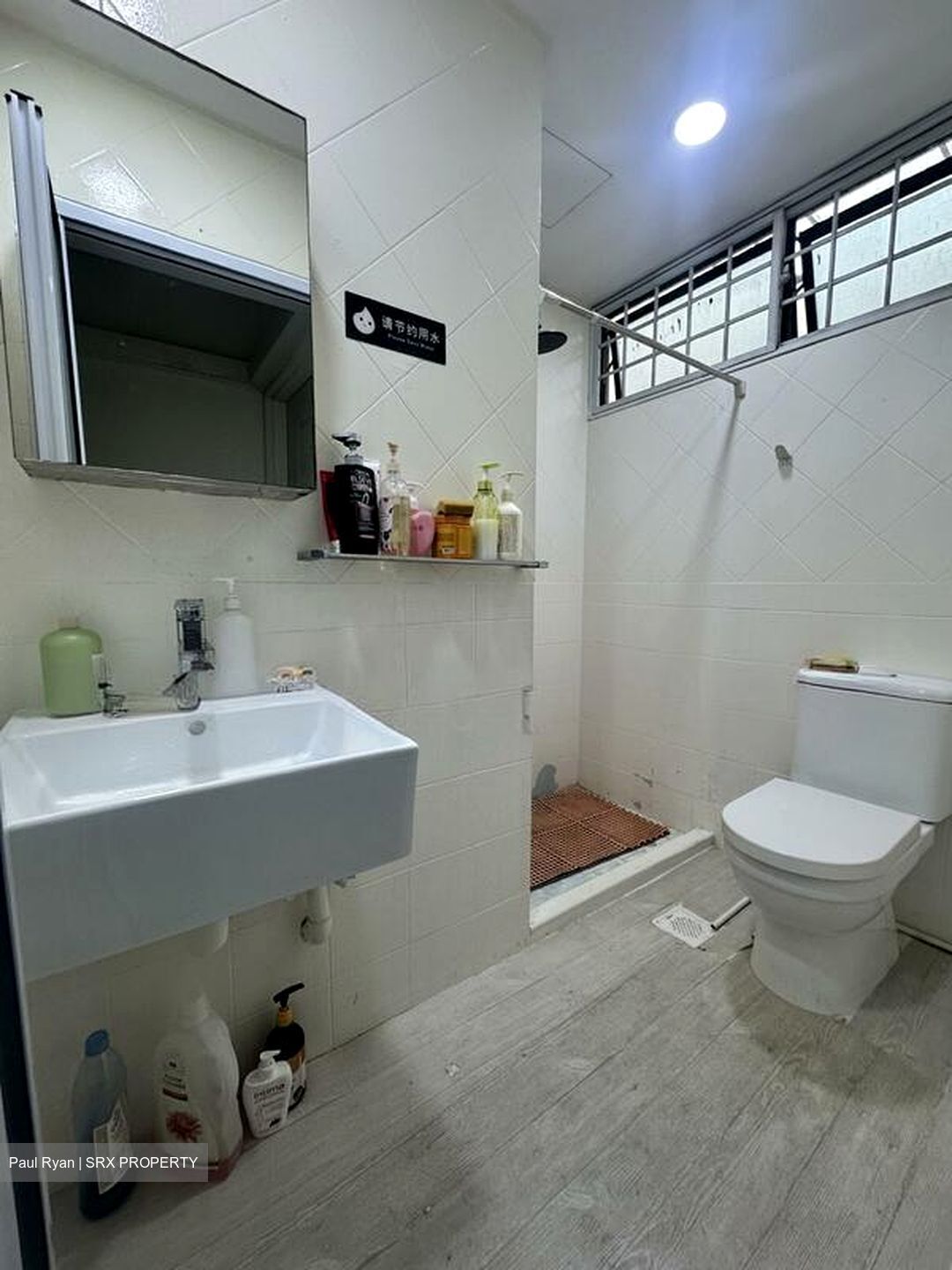 Beach Road (D7), Apartment #558604941